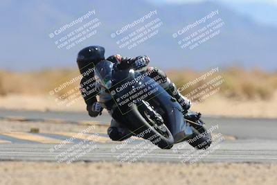 media/Mar-21-2025-CVMA Friday Practice (Fri) [[30cd4fe323]]/5-Racer 4/Session 4 (Turn 16)/